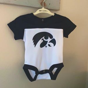 Iowa Hawkeyes Jersey for 0-3 months.